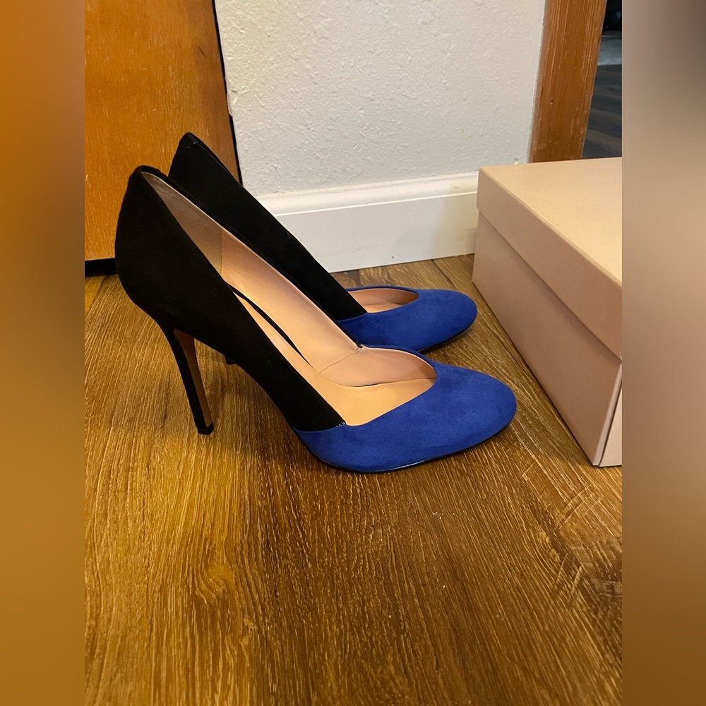Gorgeous BCBGeneration Size 8 PL-Bali Heels! Perfect condition!